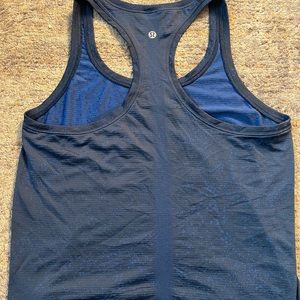 NWOT Lululemon Swiftly Tech Razorback Tank size 6